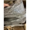 Image 4 : ASSORTED ROYAL DOULTON PLATINUM DINNNER SERVICE PLATES