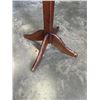 Image 2 : VINTAGE WOOD COAT TREE
