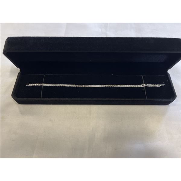 NEW PLATINUM PLATED 2.5MM PRINCESS CUT SIMULATED DIAMOND (CZ) TENNIS BRACELET, 7-8" LONG