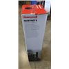 Image 4 : HONEYWELL 40" QUIET SET OSCILLATING TOWER FAN - TESTED WORKING , RETAIL $129