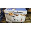 Image 1 : HAMILTON BEACH 2 SLICE TOASTER - TESTED WORKING