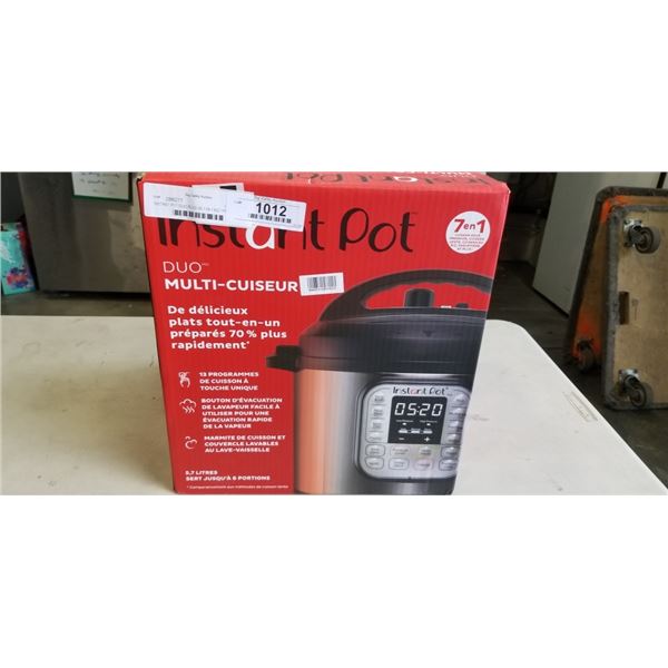 INSTANT POT DUO PLUS V5 7-IN-1 6QT PRESSURE COOKER - TESTED WORKING, RETAIL $159