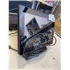 Image 2 : VINTAGE APPLE IPOD DOCK, KARAOKE PLAYER AND MIMO VUE HD PLAYER