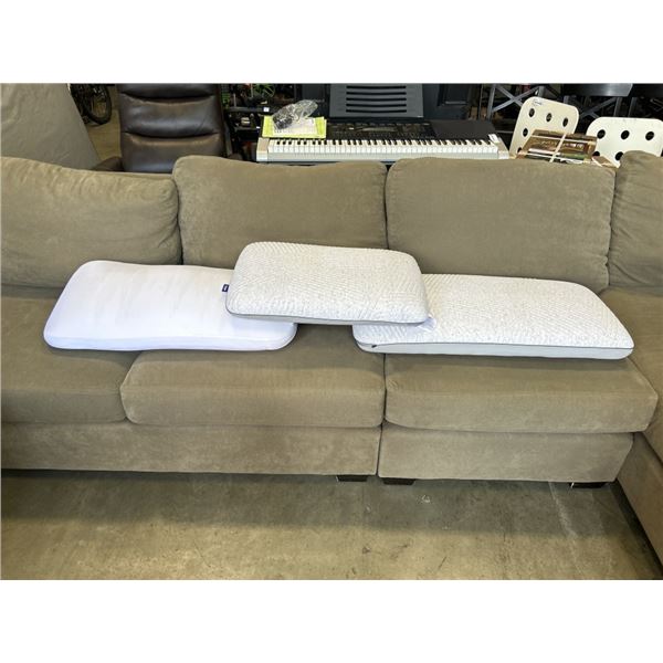 3 CASPER MEMORY FOAM PILLOWS, 2 KINGSIZE AND ONE STANDARD