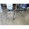 Image 3 : GLASS TOP PATIO TABLE W/ UMBRELLA