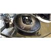 Image 3 : IROBOT ROOMBA ROBOT VACUUM WORKING