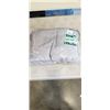Image 2 : QUEEN SIZE QUEEN QUILT + CASES AND KING GREY DUVET COVER + 2 PILLOW CASES