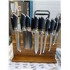 Image 2 : NEW XYJ 19 PIECE MAGNETIC KNIFE SET WITH MAGNETIC KNIFE BLOCK