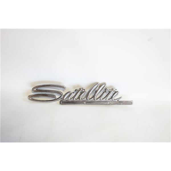 VINTAGE 1966 PLYMOUTH SATELITTE CHROME FENDER