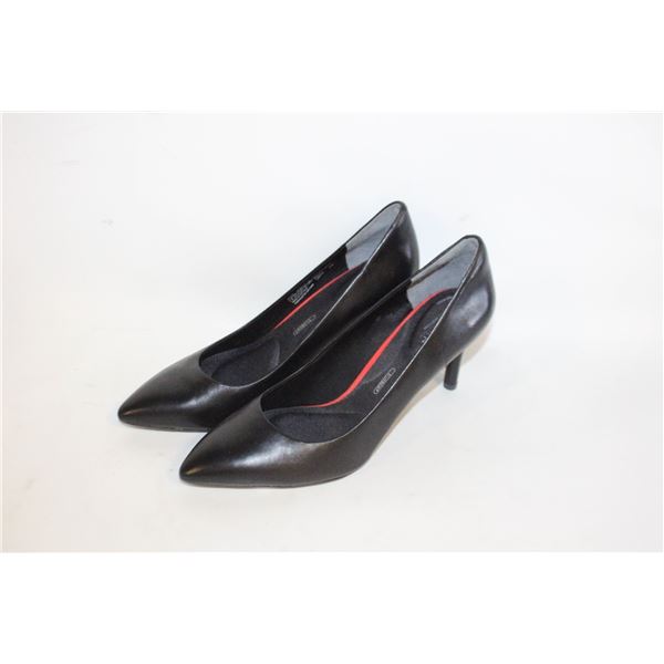 ROCKPORT TRUTECH WOMEN'S LEATHER SHOE SIZE 8