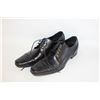 Image 1 : CALVIN KLEIN MEN'S LEATHER DRESS SHOE- SIZE 8.5