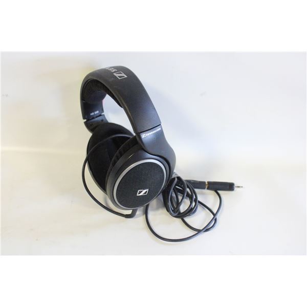 SENNHEISER HEADPHONES- MODEL 558- UNTESTED