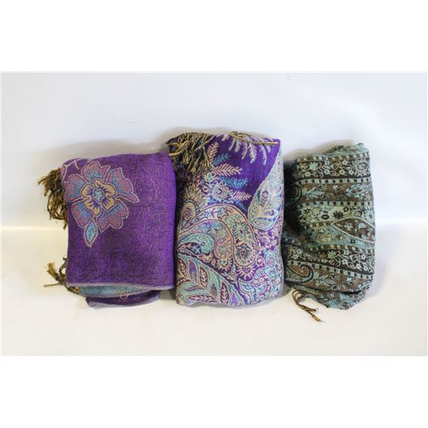 WOMEN'S BOHO/TAPESTRY SCARVES ASSORTED