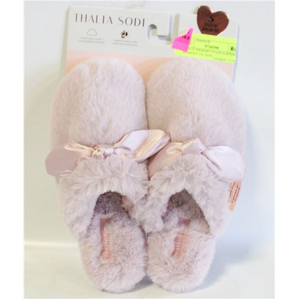 THALIA MEMORY FOAM SLIPPERS WOMEN'S 5/6- NEW
