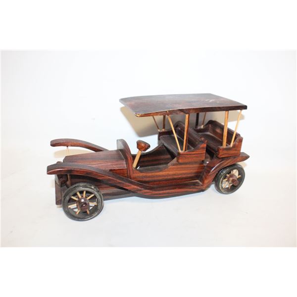 ANTIQUE STYLE WOODEN CAR