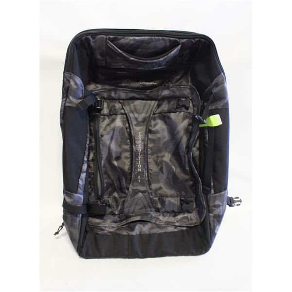 EDDIE BAUER CAMOUFLAGE  EXPENDITION 21 LUGGAGE