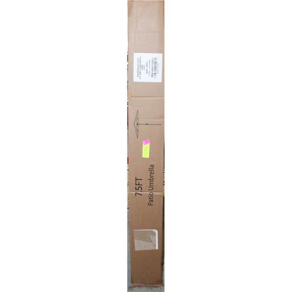 7.5 FOOT PATIO UMBRELLA GREEN