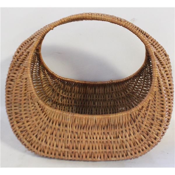 MID CENTURY CRESCENT WICKER BASKET