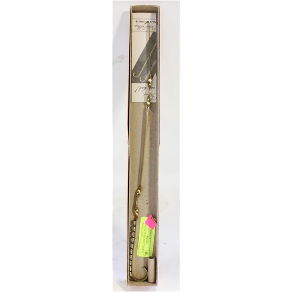 VINTAGE GLAM ZIP CLOSER IN ORIGINAL BOX