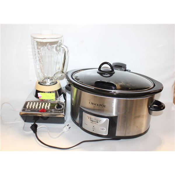 CROCKPOT FULL-SIZE SLOW COOKER + ELECTRIC BLENDER