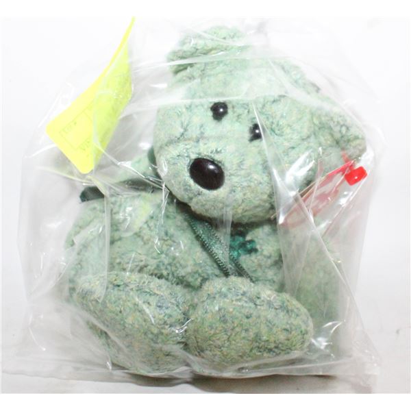 VINTAGE TY RARE 2000 "SHAMROCK" BEANIE BABIE