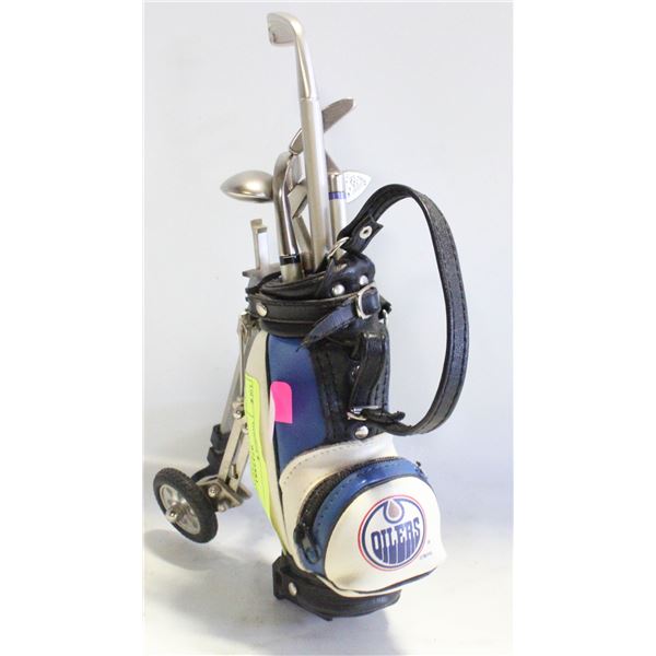 OILERS REALISTIC MOVING PIECE MINI