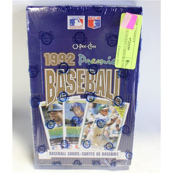 SEALED BASEBALL CARDS BOX 1992