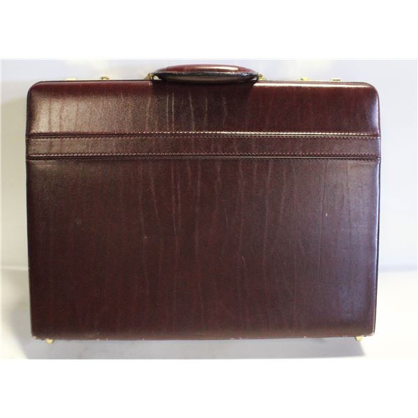 ESTATE LEATHER BRIEFCASE
