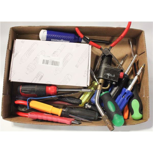 BRAND NEW POWER SCREW DRIVER AND