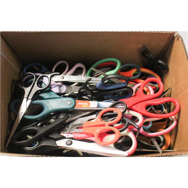 WINE BOX OF SCISSORS
