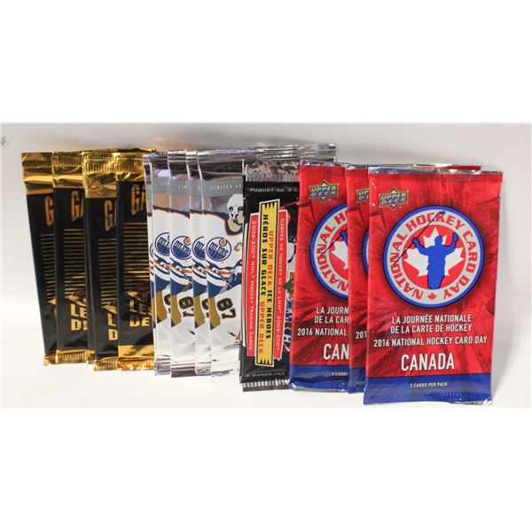 15 SEALED PACKS OF HOCKEY CARDS