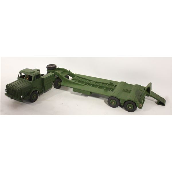50’S DINKY SUPERTOYS NO. 660 TANK