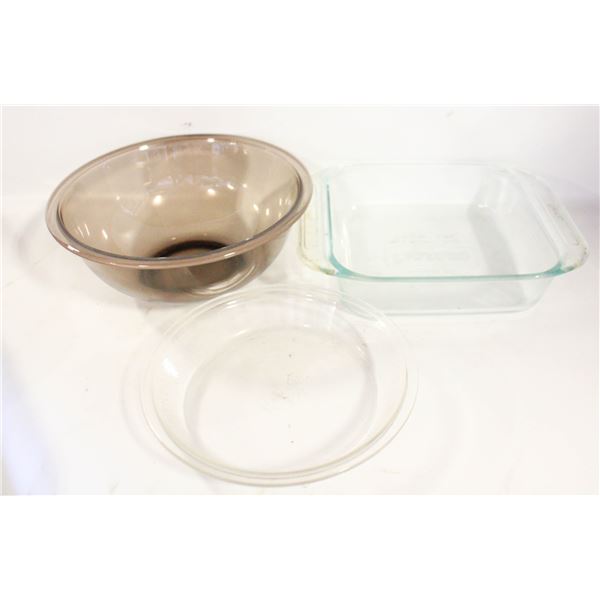 PYREX BOWL, PYREX PIE PLATE,