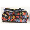 Image 1 : LAUREL BURCH 'FELINE FRIENDS' SUMMER TOTE BAG