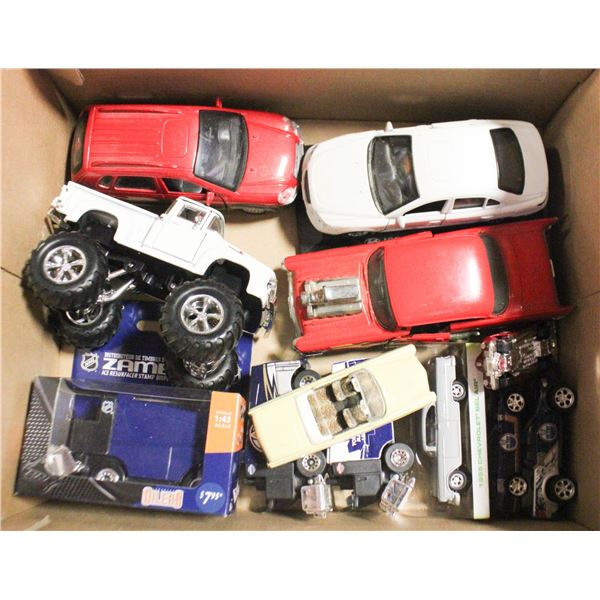 LOT OF DIECAST VEHICLES