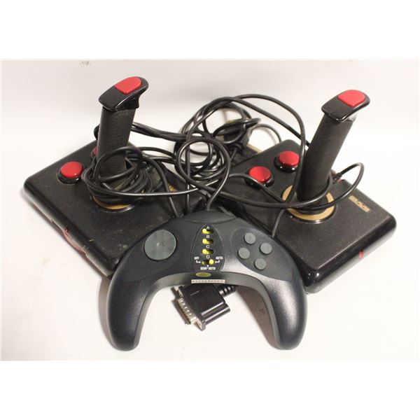 GRAVIS ANALOG PC JOYSTICKS