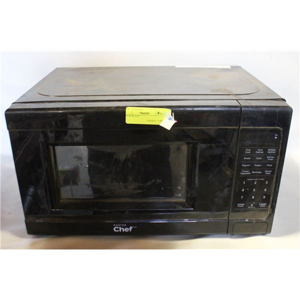 MASTERCHEF MICROWAVE 10" X 12" X 17" (NEEDS CLEAN)