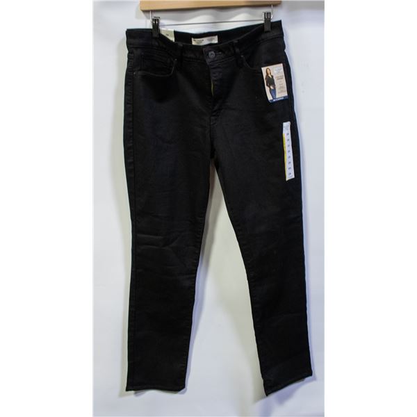 NEW WOMENS LEVI'S SIGNATURE GOLD JEANS