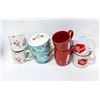 Image 1 : DECORATIVE CERAMIC ITEMS- BOX LOT ASSORTED