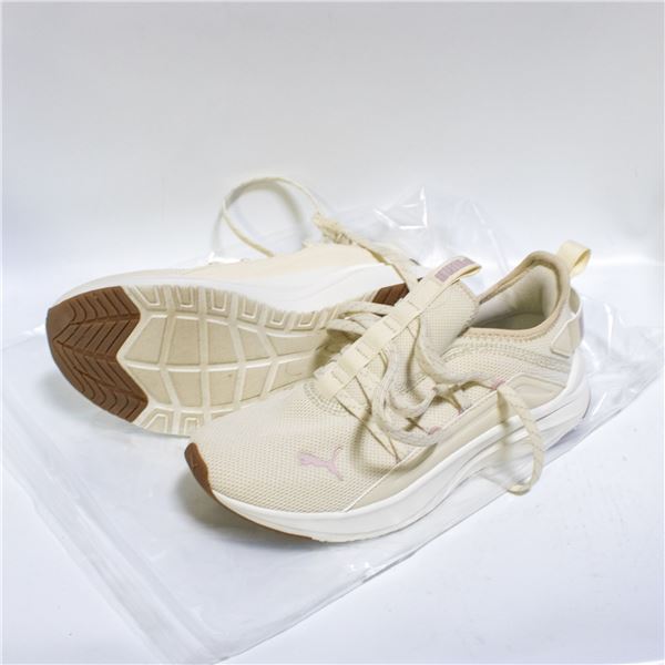 PUMA WOMENS RUNNING SHOES WHITE & PINK SIZE 5.5