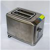 Image 1 : CUISINART TOUCH SCREEN 2-SLICE TOASTER