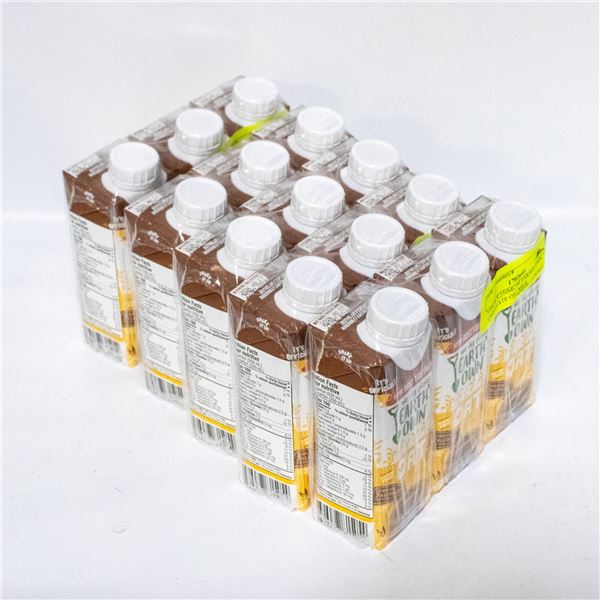 BOX WITH EARTHS OWN OAT CHOCLATE MILK