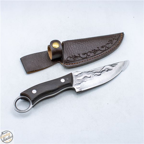NEW HUNTING KNIFE