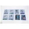 Image 1 : 8 FOOTBALL AND BASEBALL CARDS