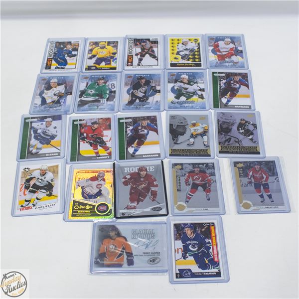 22 ASSORTED HOCKEY CARDS