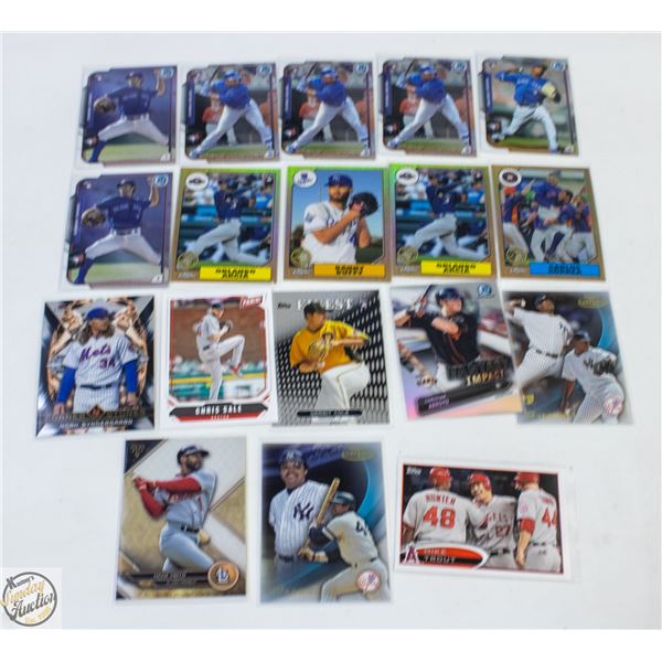 18 ASSORTED BASEBALL CARDS