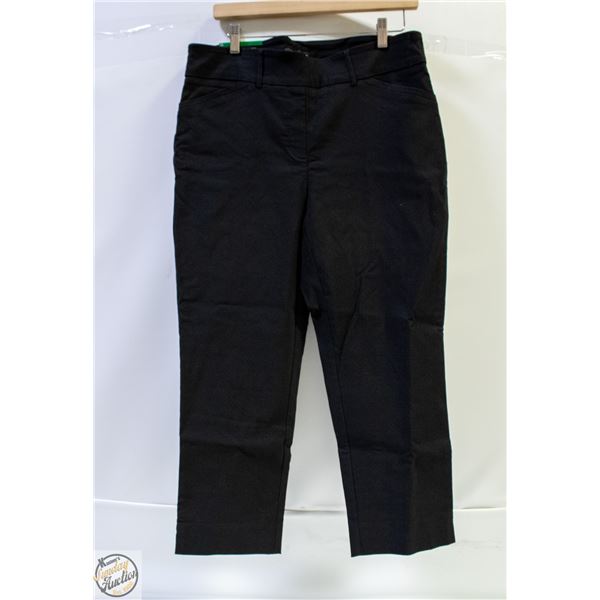 NEW HILARY RADLEY WOMENS SZ 12 CAPRI PANTS
