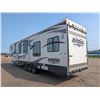 Image 9 : 2012 HEARTLAND ROADWARRIOR 40' TOY HAULER RV