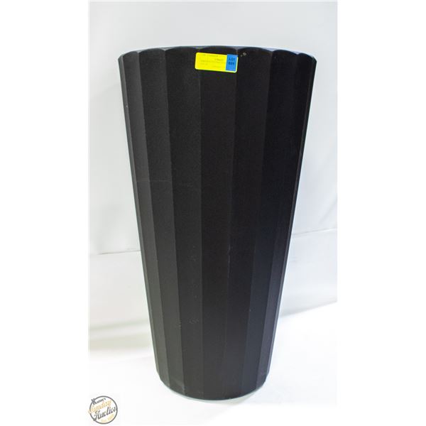 VERADEK COLUMN PLATER BLACK - 14 X 26"