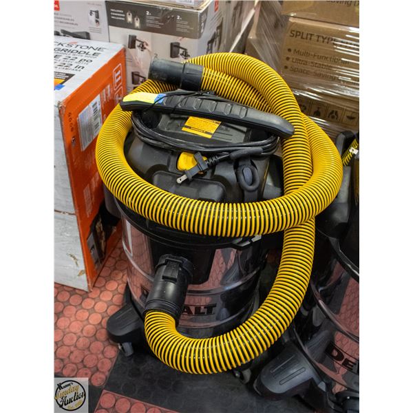 DEWALT STAINLESS STEEL WET & DRY VACUUM CLEANER